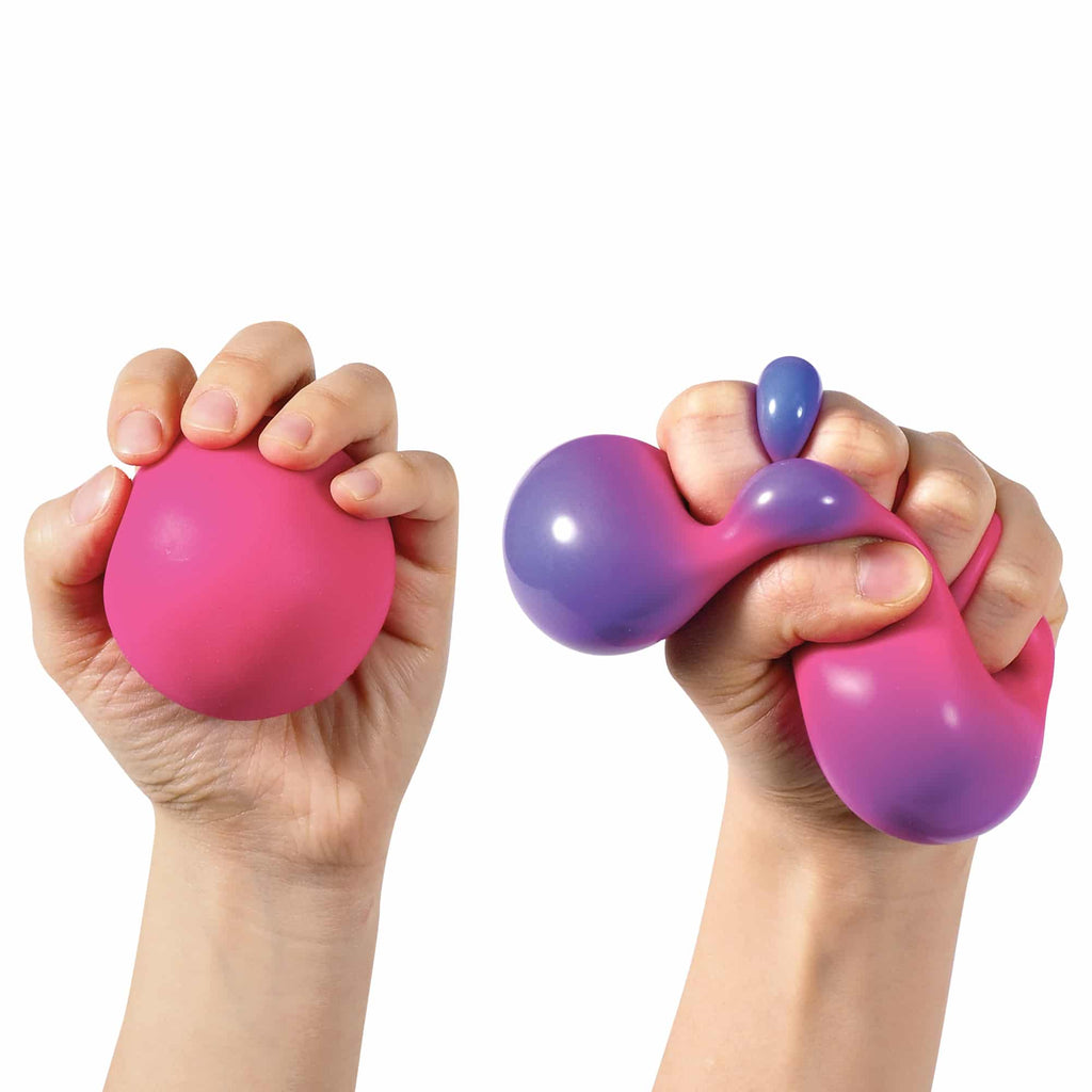 Sensory Squish That Shifts Color